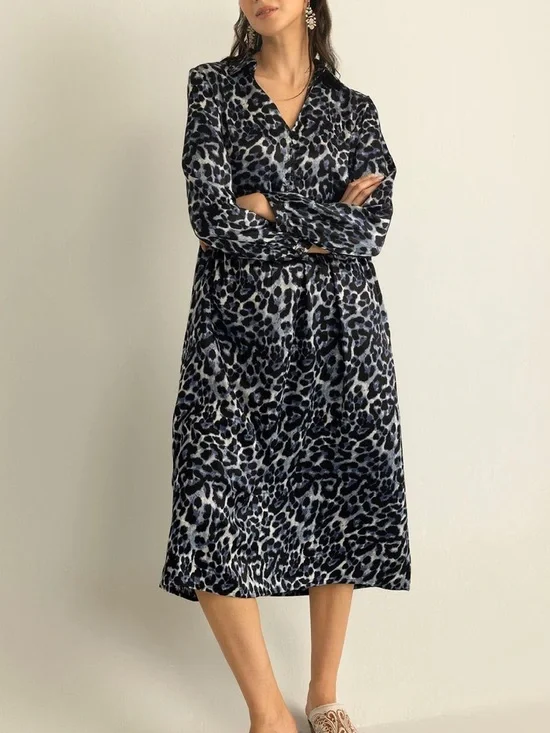 Palm Theory With Animal Print Maxi Dress in Twilight Navy - Picture 1 of 8